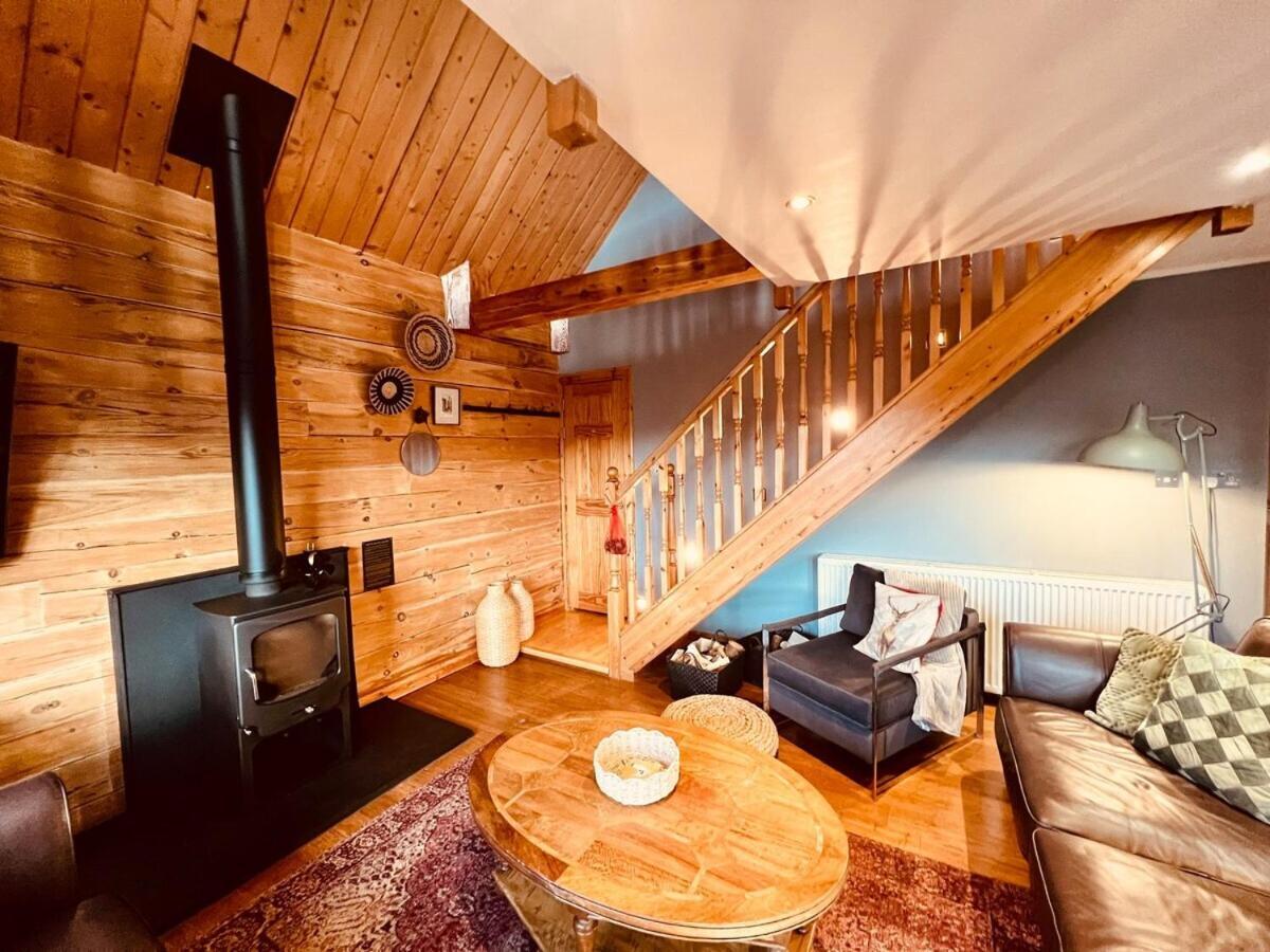 Lodges On Loch Ness インヴァネス 部屋 写真