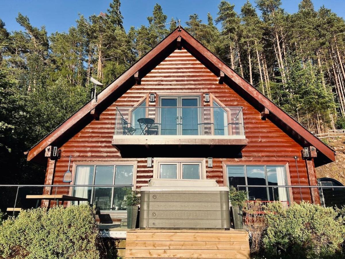Lodges On Loch Ness インヴァネス エクステリア 写真