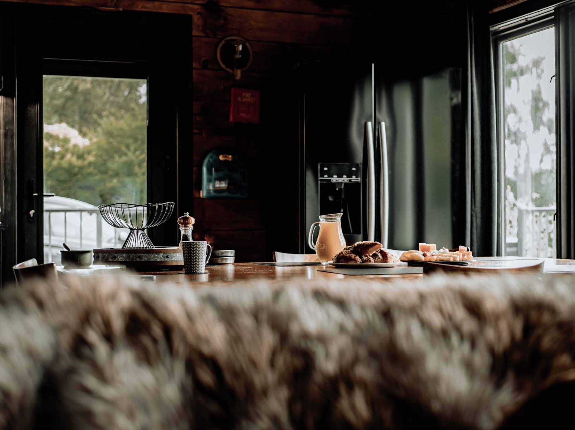 Lodges On Loch Ness インヴァネス エクステリア 写真