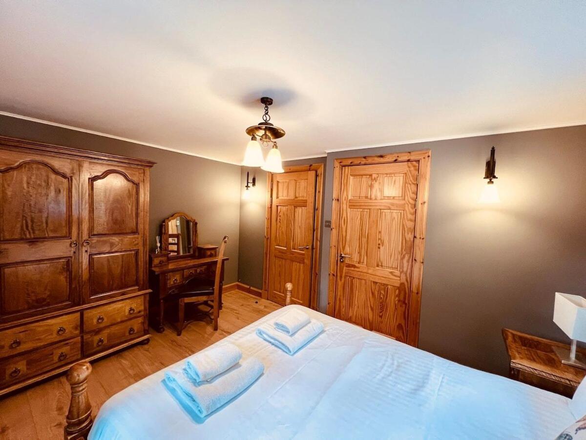 Lodges On Loch Ness インヴァネス 部屋 写真