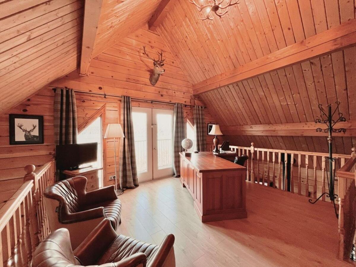 Lodges On Loch Ness インヴァネス 部屋 写真
