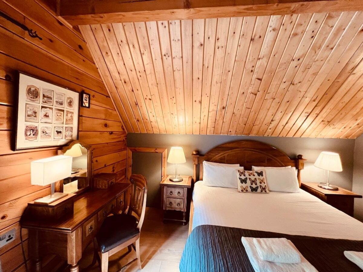 Lodges On Loch Ness インヴァネス 部屋 写真