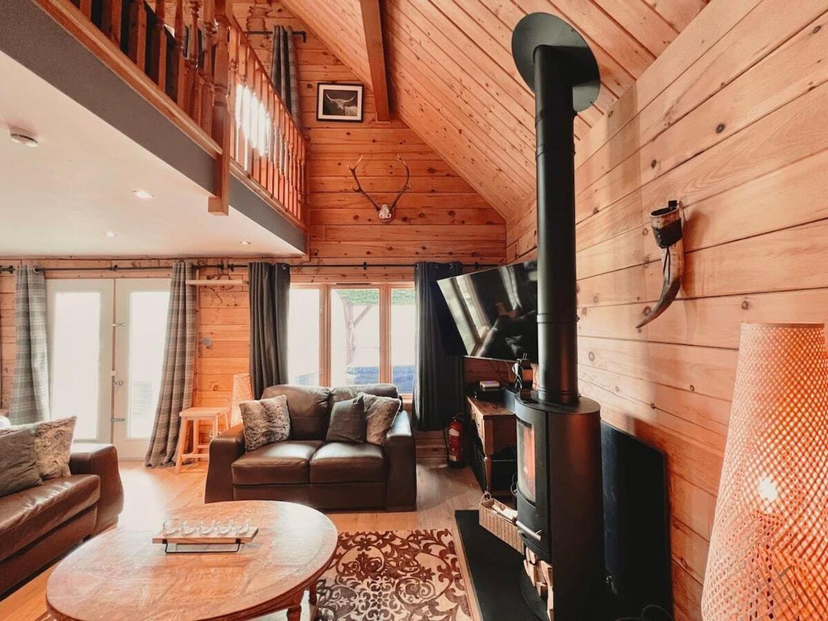 Lodges On Loch Ness インヴァネス 部屋 写真
