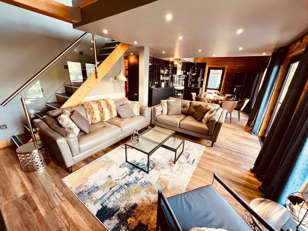 Lodges On Loch Ness インヴァネス 部屋 写真